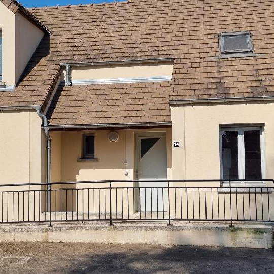  BIEN CHEZ VOUS : Maison / Villa | PONT-SUR-YONNE (89140) | 115 m2 | 900 € 