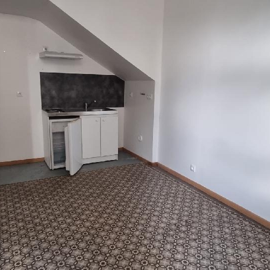 BIEN CHEZ VOUS : Appartement | PONT-SUR-YONNE (89140) | 27.00m2 | 375 € 