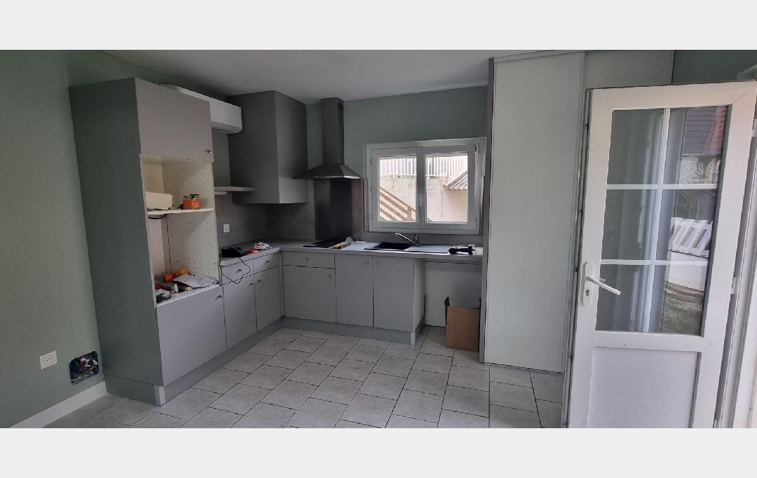 BIEN CHEZ VOUS : Maison / Villa | VILLEPERROT (89140) | 55 m2 | 690 € 