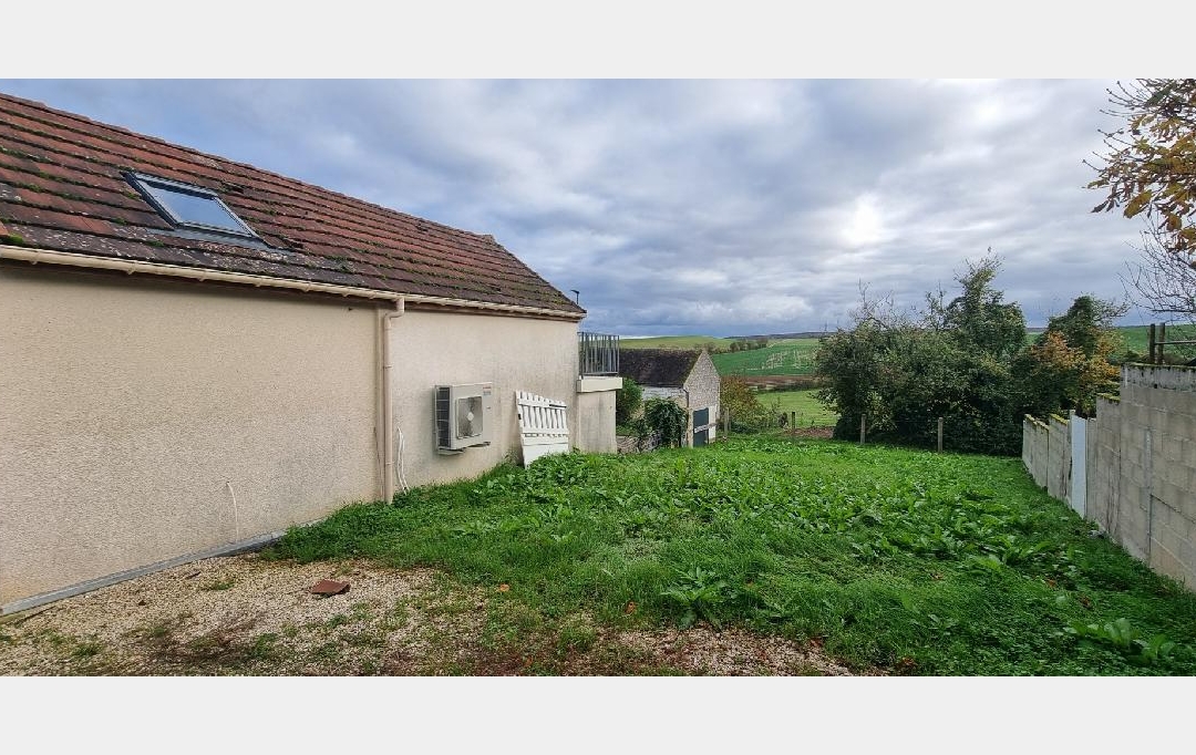 BIEN CHEZ VOUS : Maison / Villa | VILLEPERROT (89140) | 55 m2 | 690 € 
