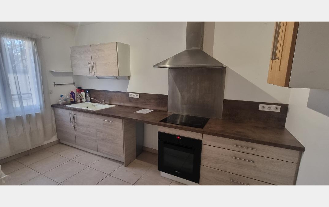 BIEN CHEZ VOUS : Maison / Villa | PONT-SUR-YONNE (89140) | 115 m2 | 900 € 