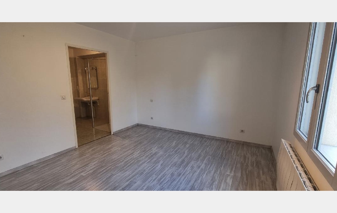 BIEN CHEZ VOUS : Maison / Villa | PONT-SUR-YONNE (89140) | 115 m2 | 900 € 