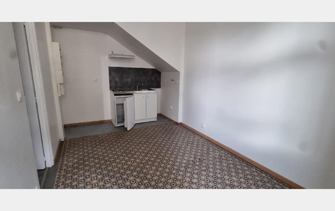 BIEN CHEZ VOUS : Appartement | PONT-SUR-YONNE (89140) | 27 m2 | 375 € 