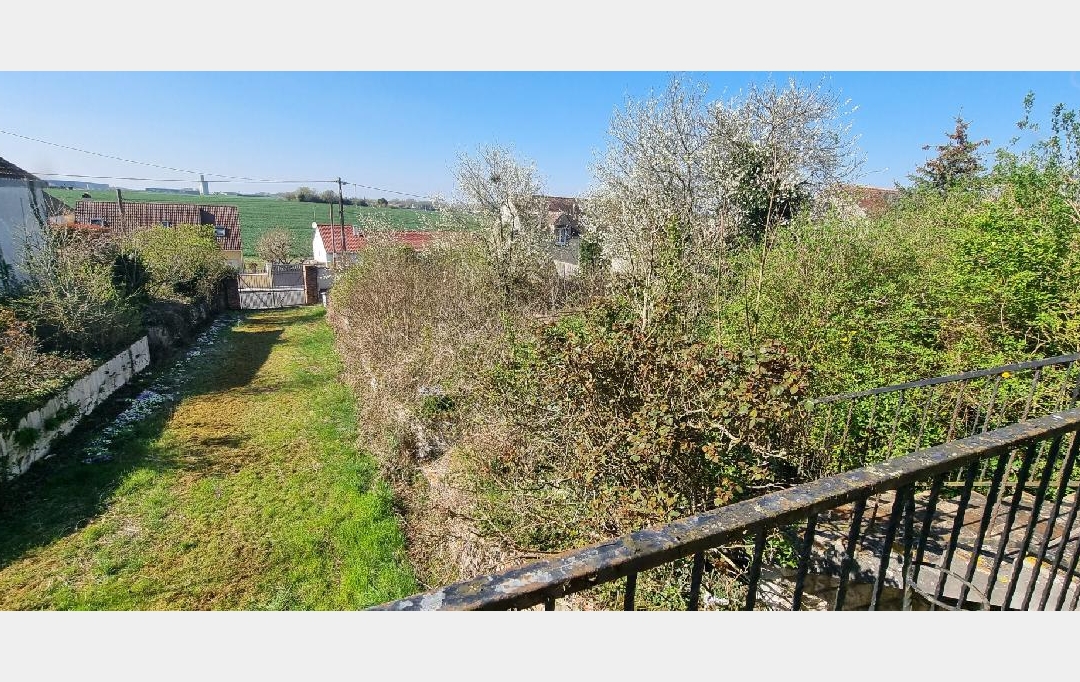 BIEN CHEZ VOUS : Maison / Villa | VILLEBLEVIN (89340) | 164 m2 | 133 000 € 