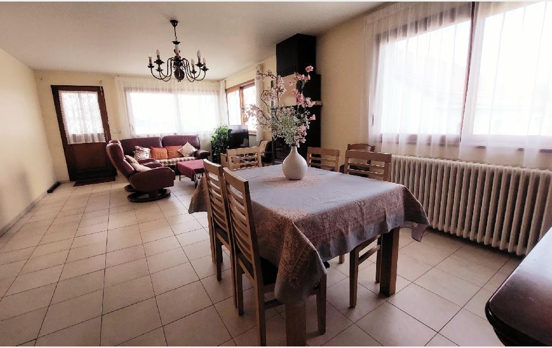 BIEN CHEZ VOUS : Maison / Villa | COURLON-SUR-YONNE (89140) | 171 m2 | 279 000 € 