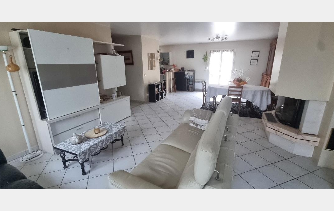 BIEN CHEZ VOUS : Maison / Villa | PONT-SUR-YONNE (89140) | 135 m2 | 267 000 € 