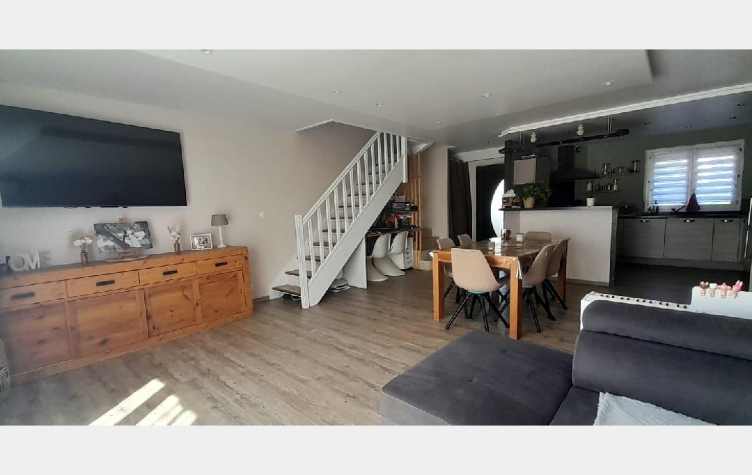 BIEN CHEZ VOUS : Maison / Villa | PONT-SUR-YONNE (89140) | 104 m2 | 189 000 &euro; 